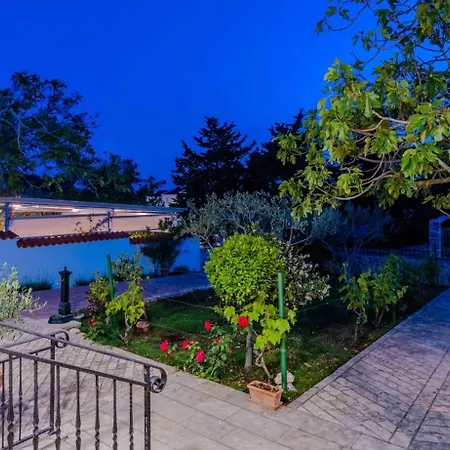 Vikendica House Lavanda Vrsi