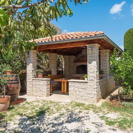 Дом отдыха House Lavanda